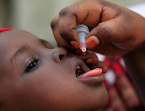 Milhões de crianças devem vacinar contra Pólio ainda este mês